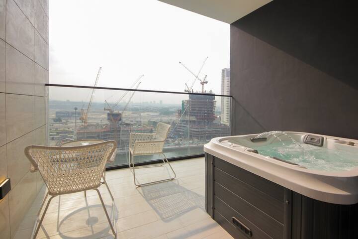 Cozy Studio | Trillionaire | Private Jacuzzi