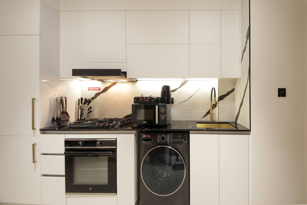 Cozy Studio | Trillionaire | Private Jacuzzi