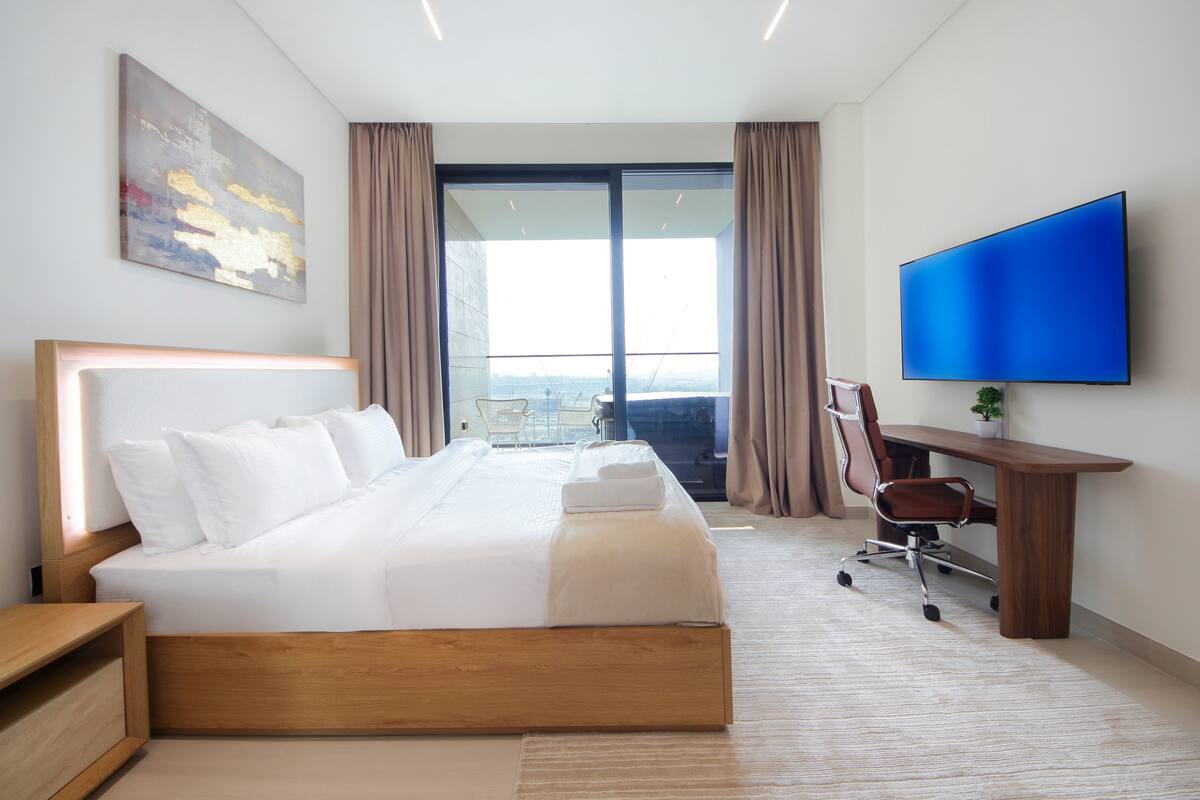 Cozy Studio | Trillionaire | Private Jacuzzi